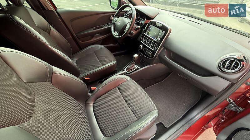 Универсал Renault Clio 2016 в Киеве