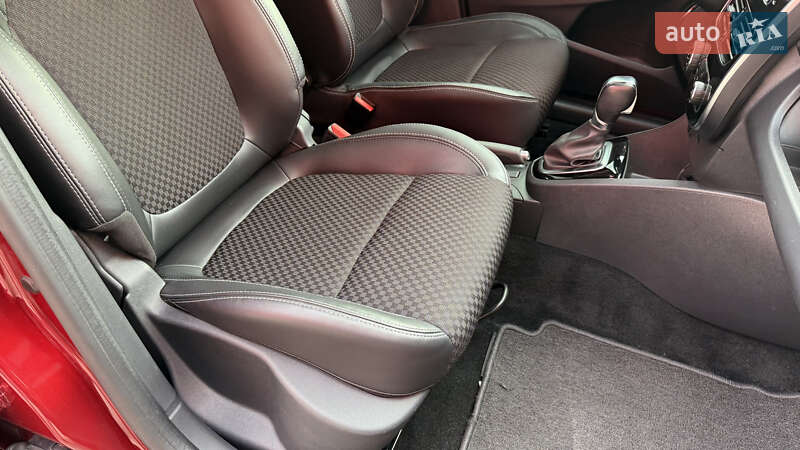 Универсал Renault Clio 2016 в Киеве