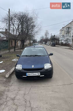 Хетчбек Renault Clio 2002 в Житомирі