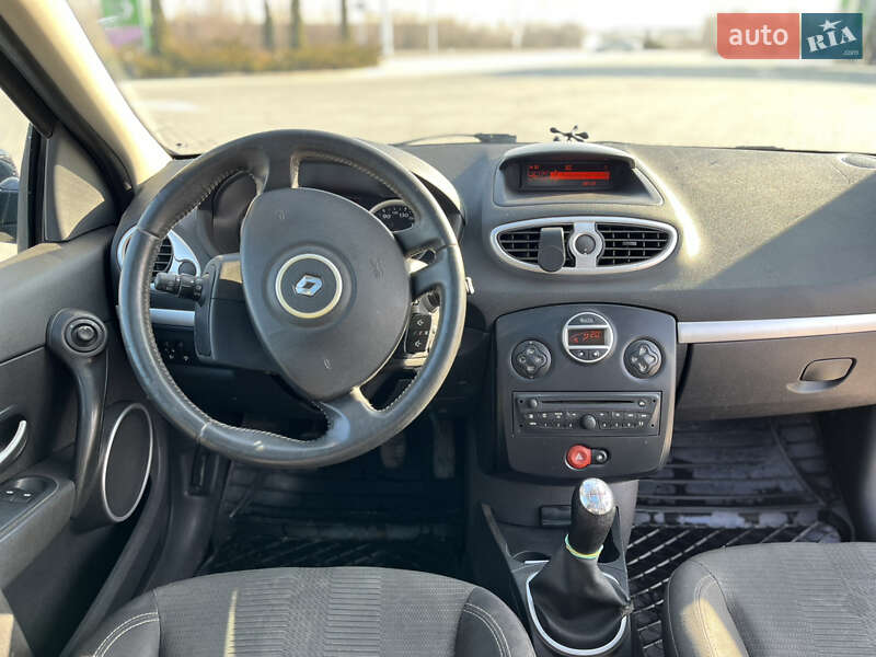 Універсал Renault Clio 2009 в Кам'янець-Подільському