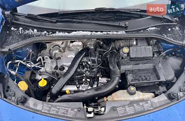 Универсал Renault Clio 2010 в 