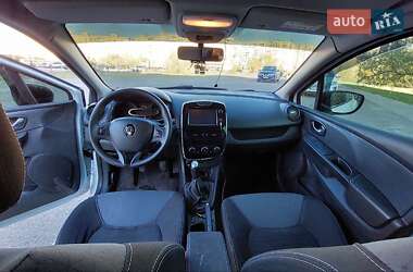 Хетчбек Renault Clio 2015 в 