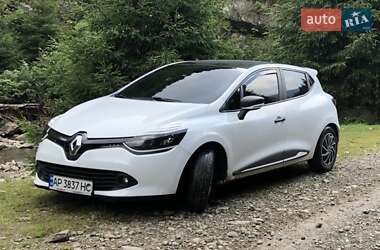 Хетчбек Renault Clio 2015 в 
