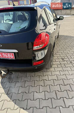 Универсал Renault Clio 2009 в Луцке