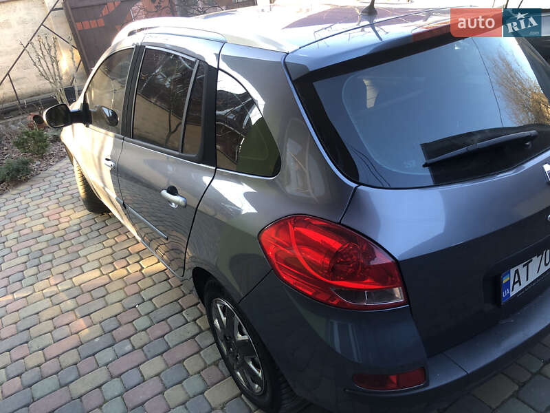 Хэтчбек Renault Clio 2011 в Ивано-Франковске