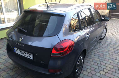 Хэтчбек Renault Clio 2011 в 