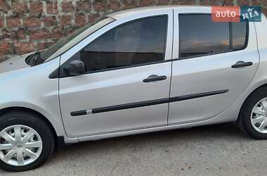 Хетчбек Renault Clio 2007 в Кропивницькому