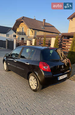 Хэтчбек Renault Clio 2007 в Львове