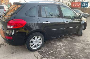 Универсал Renault Clio 2010 в 