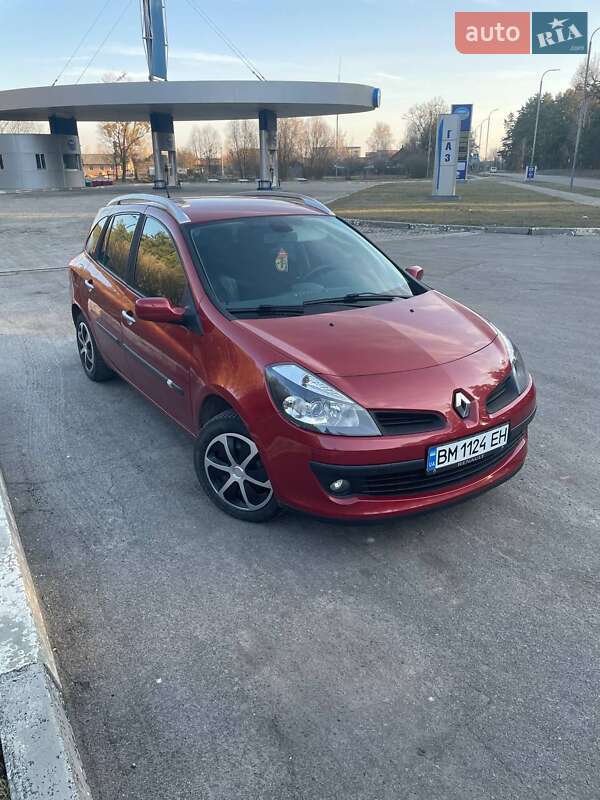 Универсал Renault Clio 2008 в Лебедине