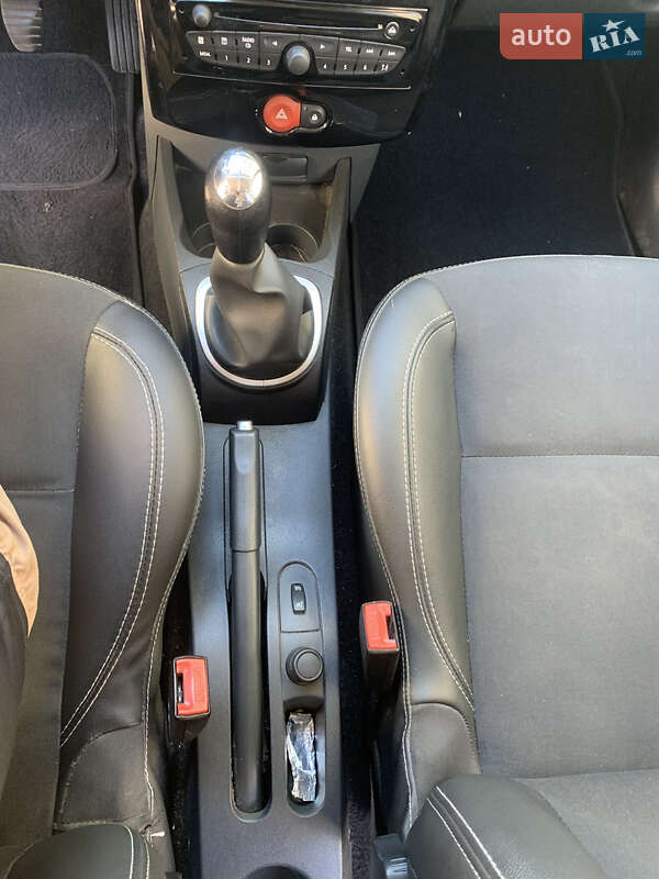 Универсал Renault Clio 2012 в Киеве