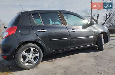 Хэтчбек Renault Clio 2009 в Днепре