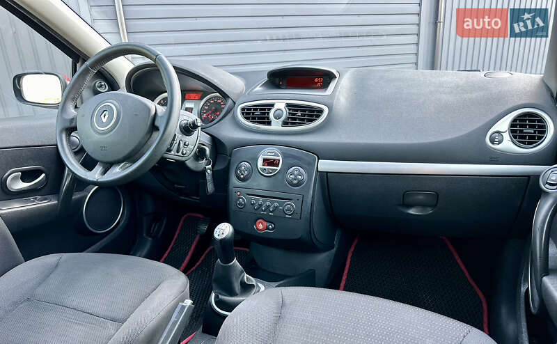 Універсал Renault Clio 2008 в Кропивницькому