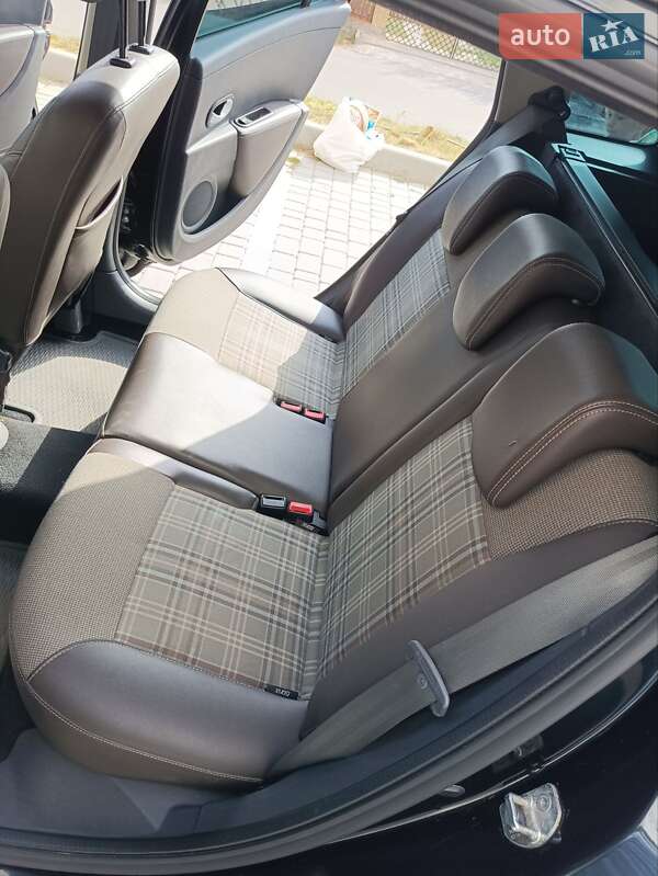 Универсал Renault Clio 2012 в Виннице