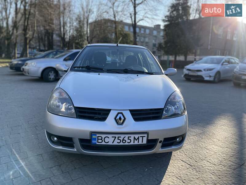 Седан Renault Clio 2008 в Золочеве