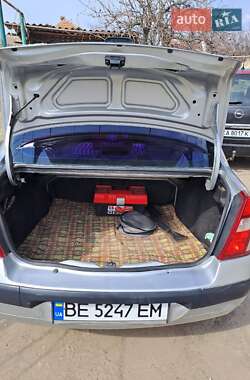 Седан Renault Clio 2006 в 