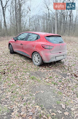 Хэтчбек Renault Clio 2012 в 