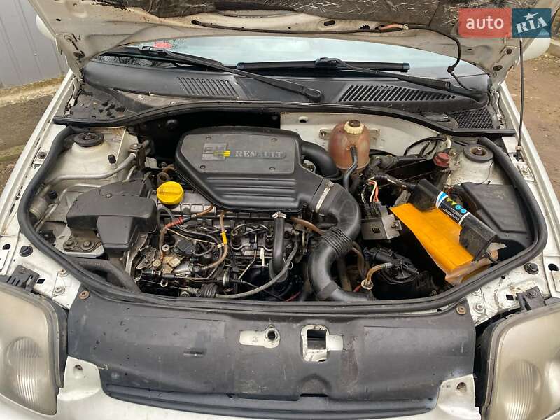 Хэтчбек Renault Clio 1999 в Ивано-Франковске фото 5 Хэтчбек Renault Clio 1999 в Ивано-Франковске