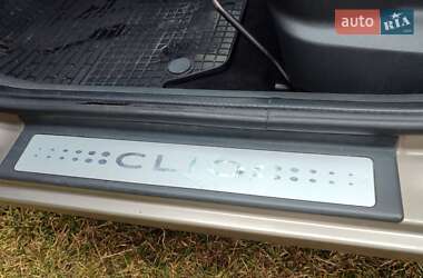 Универсал Renault Clio 2010 в 
