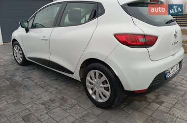 Хетчбек Renault Clio 2013 в 