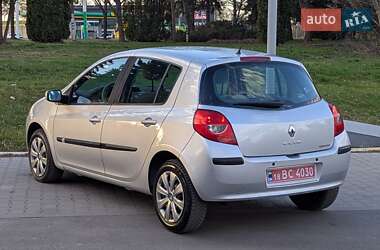 Хэтчбек Renault Clio 2008 в 