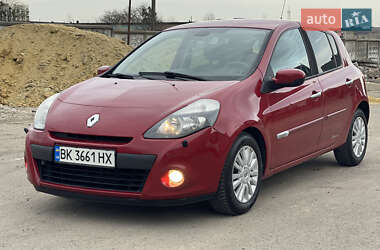Хэтчбек Renault Clio 2010 в Ровно
