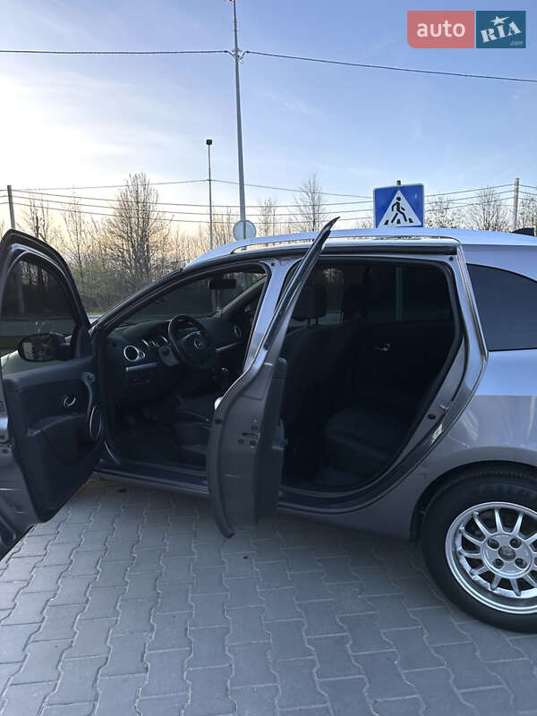 Универсал Renault Clio 2009 в Полтаве фото 7 Универсал Renault Clio 2009 в Полтаве