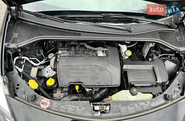 Универсал Renault Clio 2012 в 