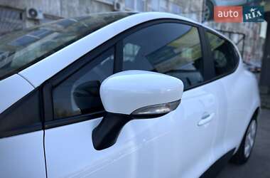 Хетчбек Renault Clio 2015 в 
