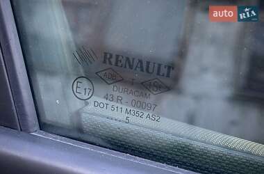 Хетчбек Renault Clio 2015 в 