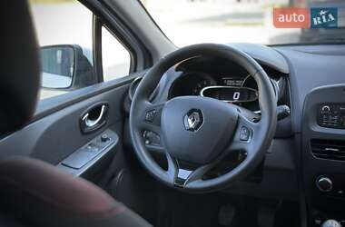 Хетчбек Renault Clio 2015 в 