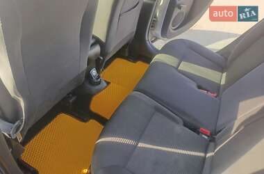 Универсал Renault Clio 2011 в 