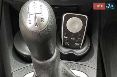 Хэтчбек Renault Clio 2012 в 