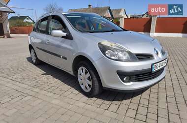 Универсал Renault Clio 2007 в 