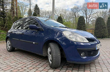 Хэтчбек Renault Clio 2008 в 