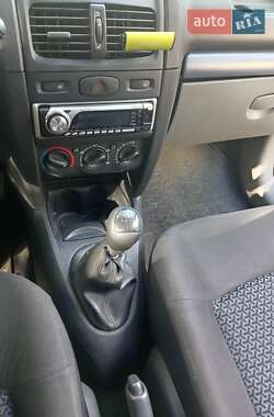 Седан Renault Clio 2008 в 
