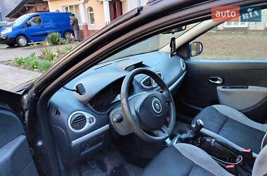 Универсал Renault Clio 2012 в 