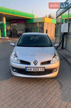 Хэтчбек Renault Clio 2007 в 