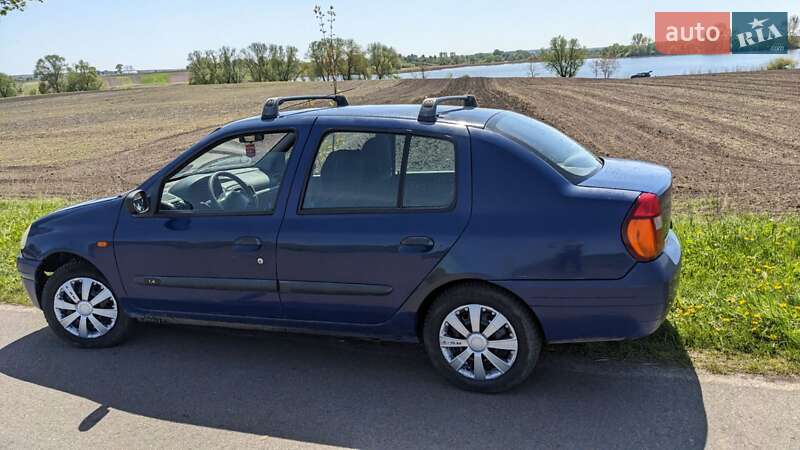 Хэтчбек Renault Clio 2001 в Демидовке