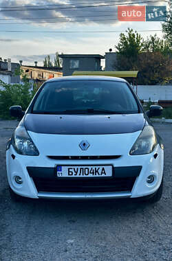 Хетчбек Renault Clio 2010 в 