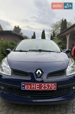 Хэтчбек Renault Clio 2007 в 
