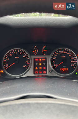 Хетчбек Renault Clio 2003 в 