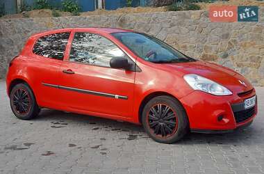 Хэтчбек Renault Clio 2011 в Виннице