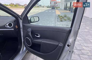 Хэтчбек Renault Clio 2007 в 