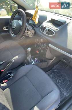 Седан Renault Clio 2007 в 