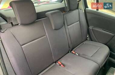 Хэтчбек Renault Clio 2009 в 