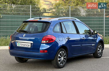 Универсал Renault Clio 2010 в 