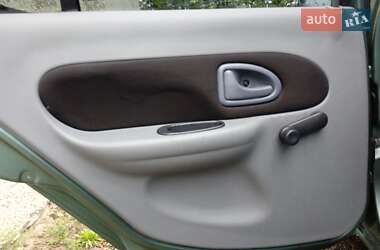 Седан Renault Clio 2007 в 