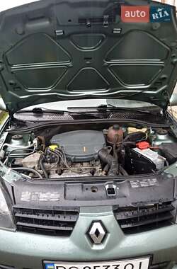 Седан Renault Clio 2007 в 