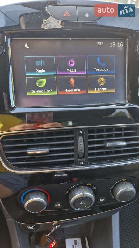 Хэтчбек Renault Clio 2017 в Беляевке фото 5 Хэтчбек Renault Clio 2017 в Беляевке